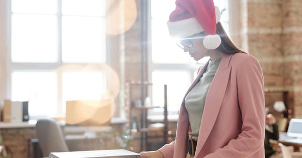 Pros and Cons of Seasonal Employment